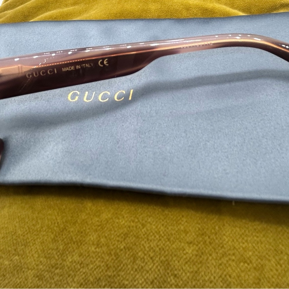 Gucci Women's Sunglasses - Picture 6 of 6